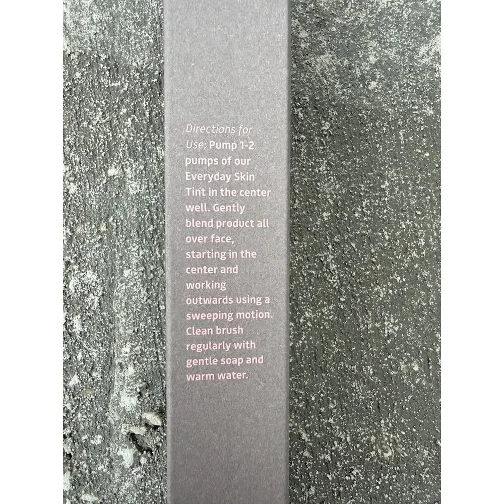 True Botanicals Everyday Flawless Brush New Sealed